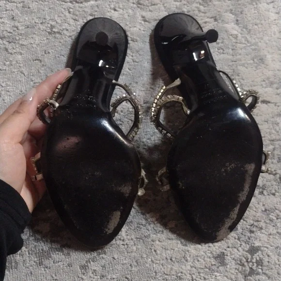 Heels Shoes - Picture 3 of 5